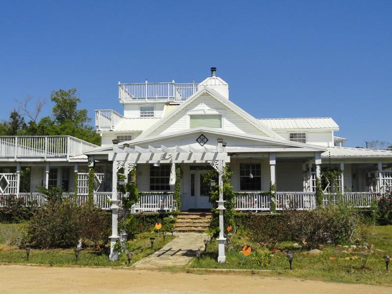 Book Nook Inn Lumberton Bagian luar foto