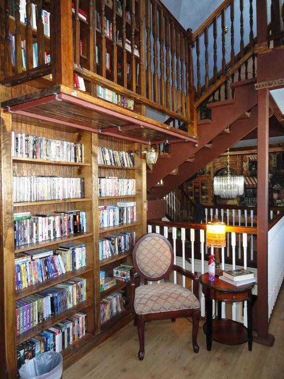 Book Nook Inn Lumberton Bagian luar foto